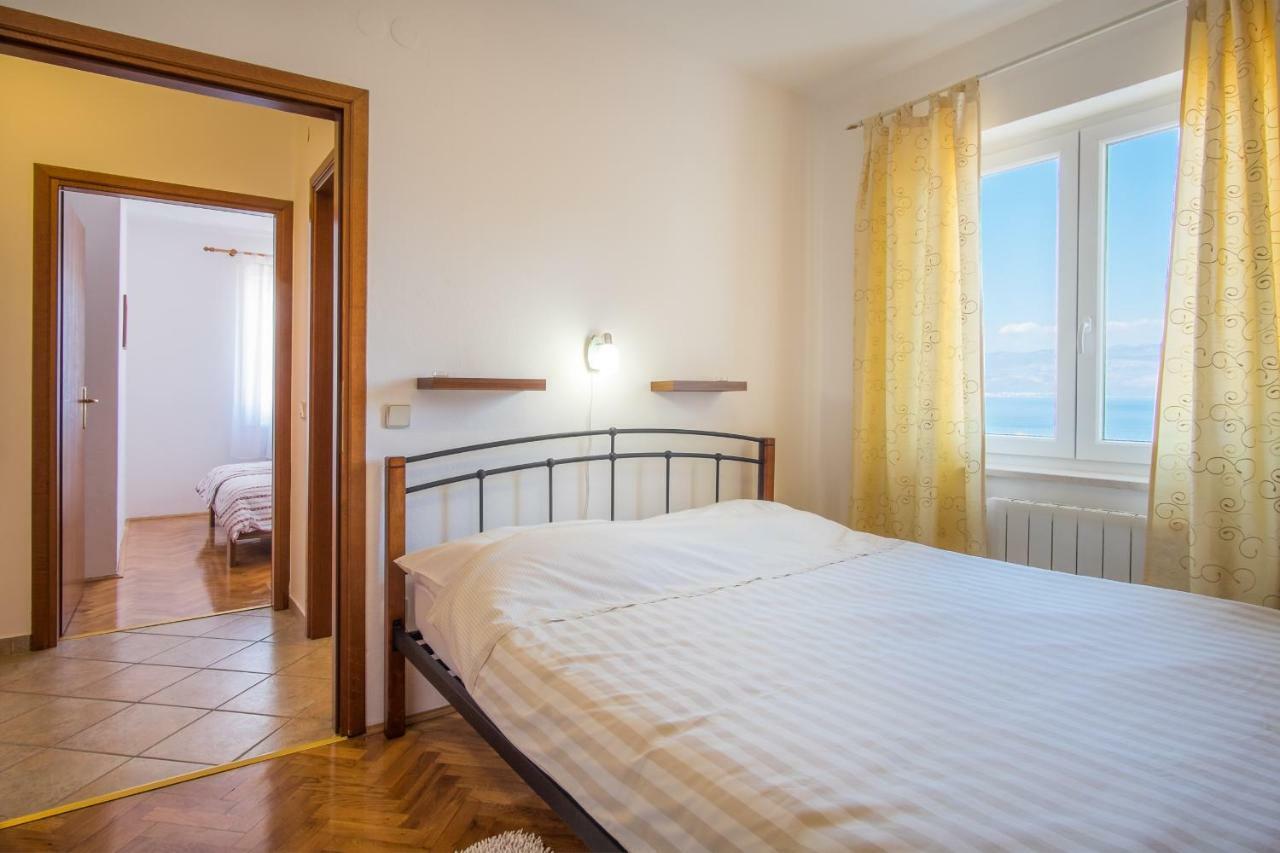 Apartmán Apartman Cubranic Vrbnik Exteriér fotografie