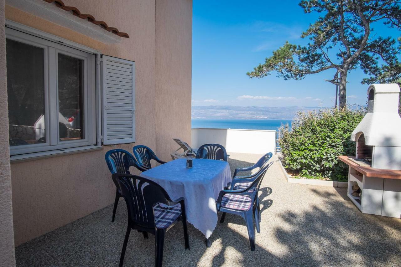 Apartmán Apartman Cubranic Vrbnik Exteriér fotografie