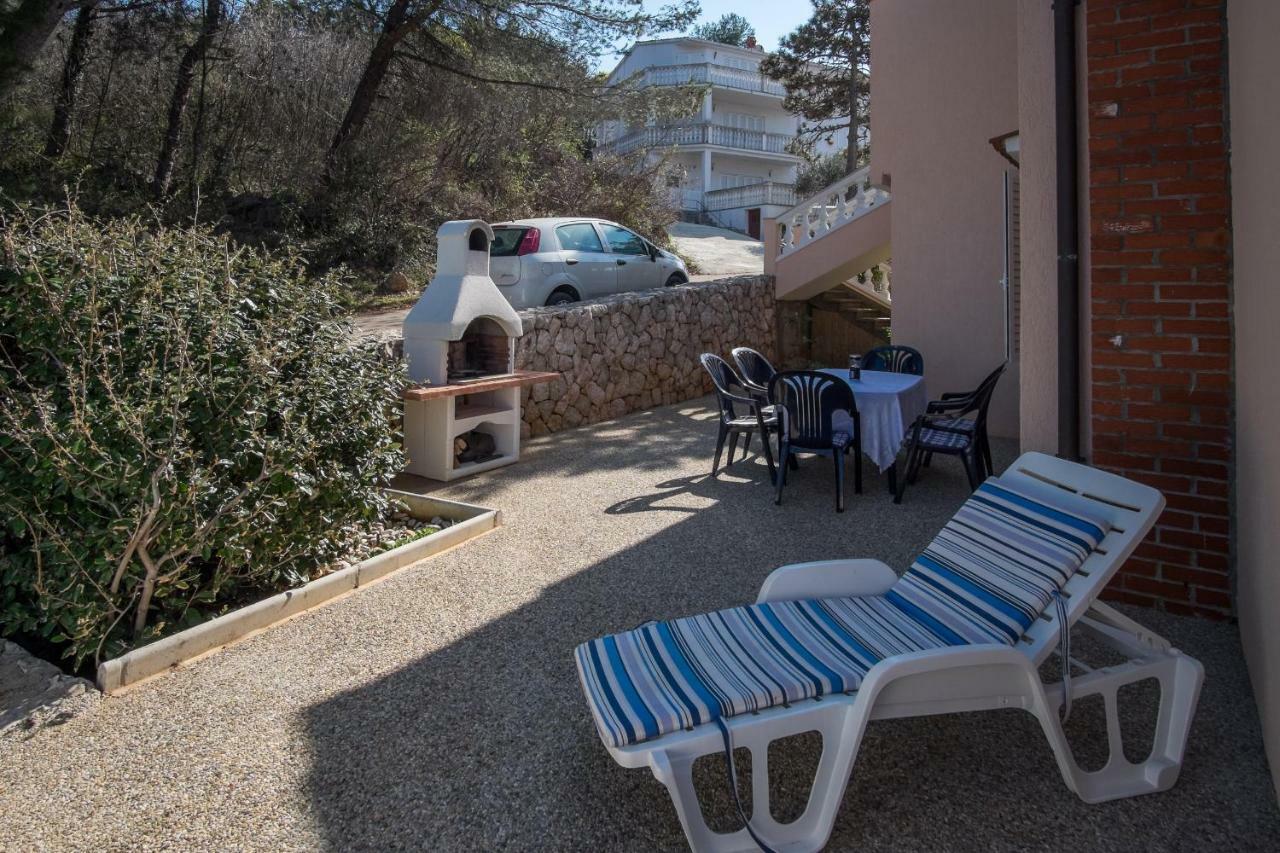 Apartmán Apartman Cubranic Vrbnik Exteriér fotografie