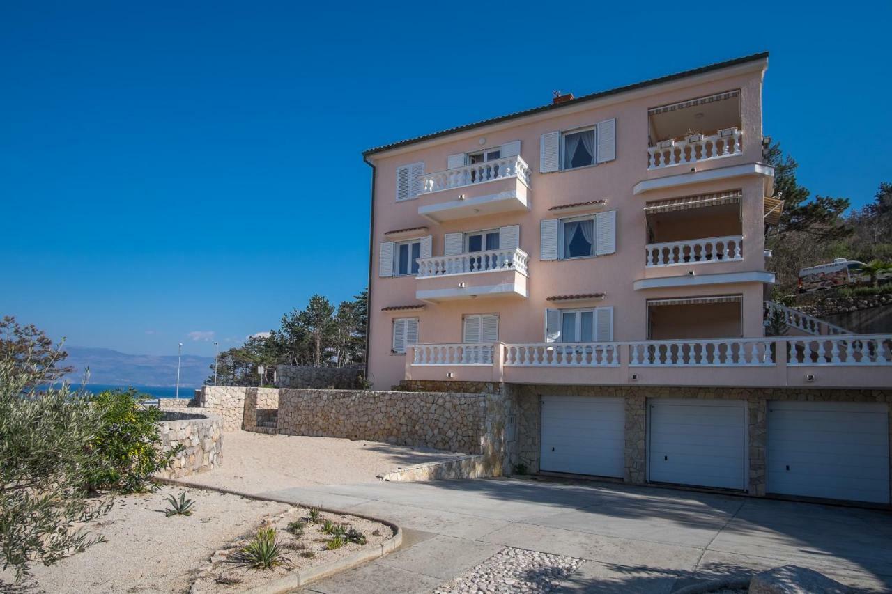 Apartmán Apartman Cubranic Vrbnik Exteriér fotografie