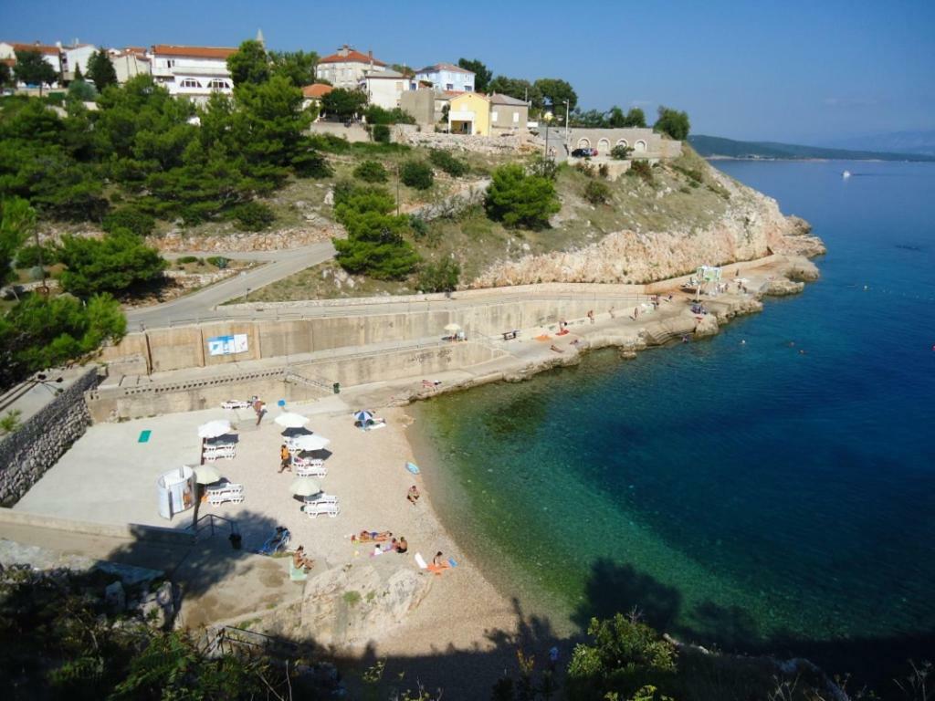 Apartmán Apartman Cubranic Vrbnik Exteriér fotografie